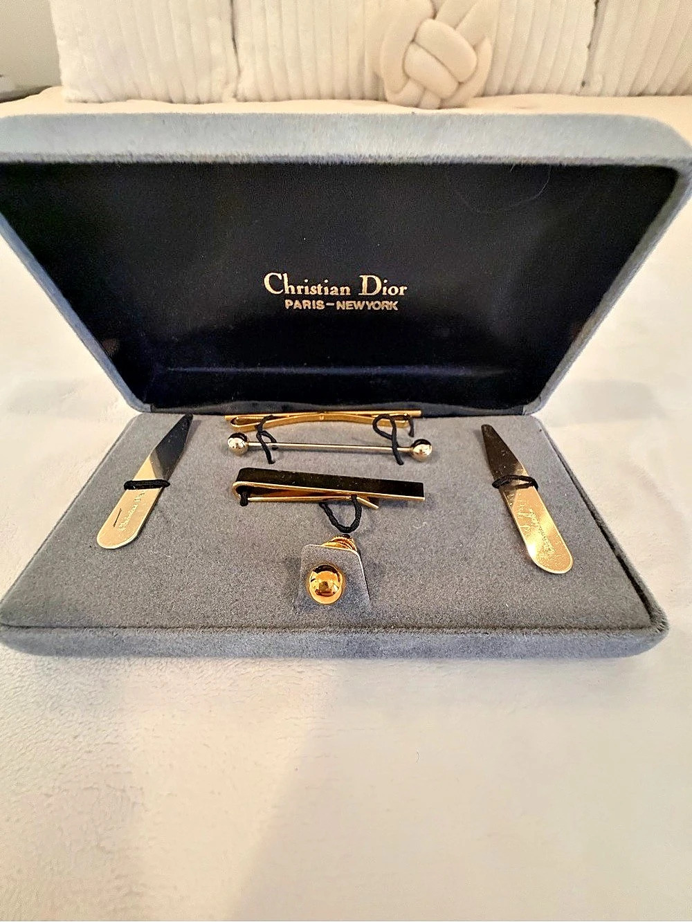 Christian Dior Gold & Black Brooch Set Like New